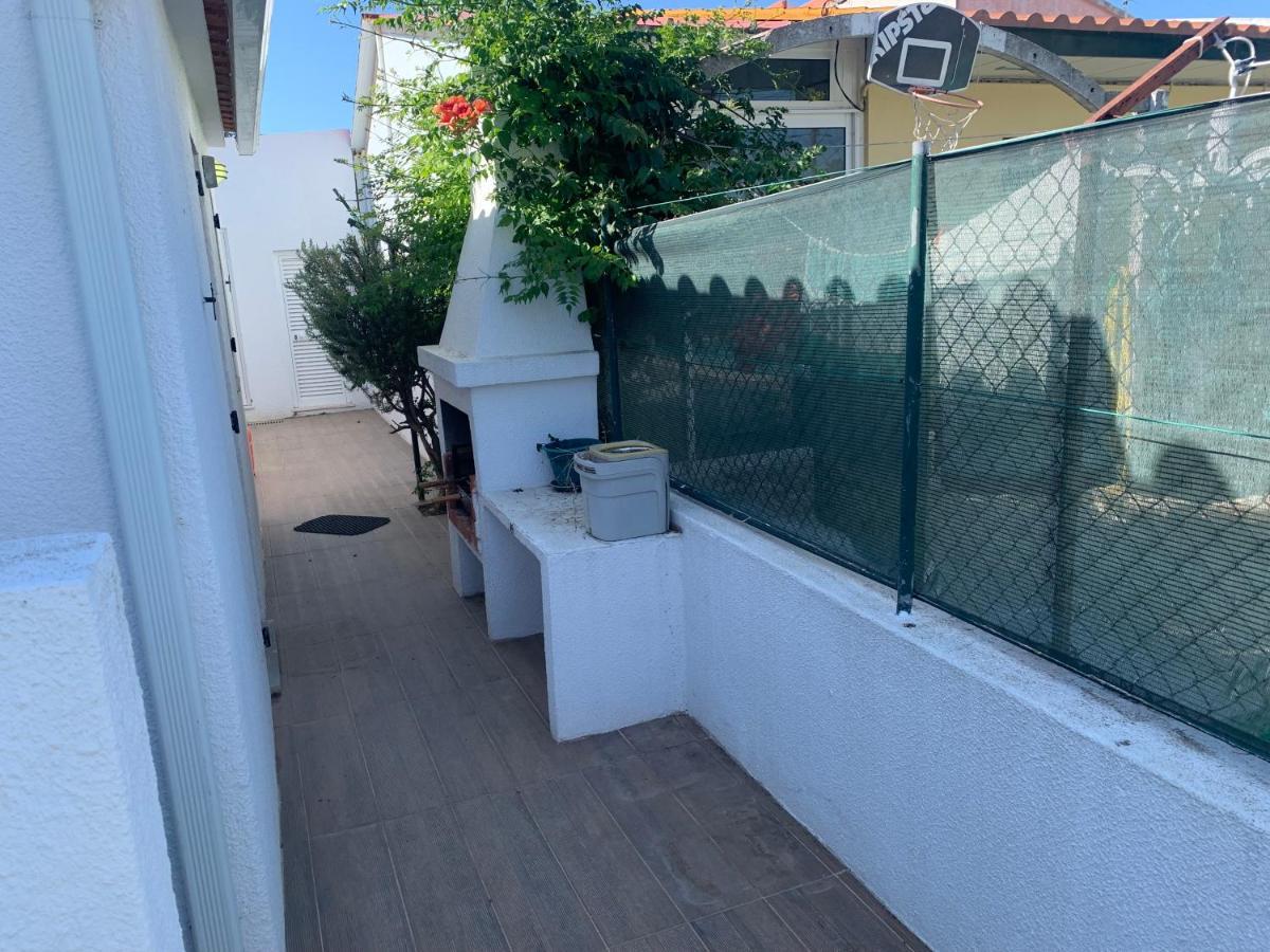 Aroeira Beach House Zewnętrze zdjęcie